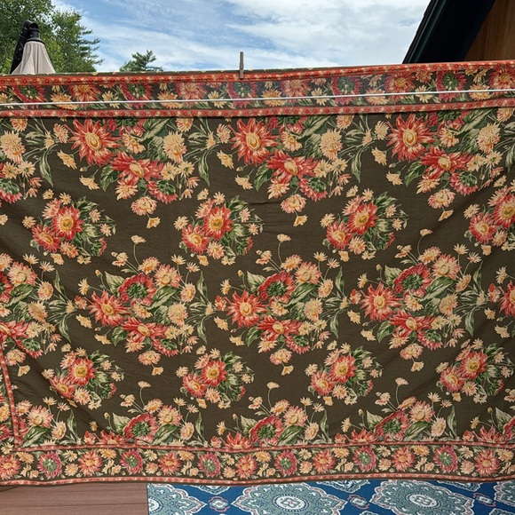 April Cornel Tablecloth EUC - Picture 7 of 15